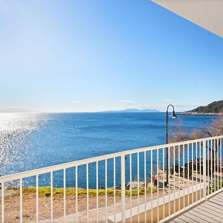 Milnamour, Whole House By The Sea With Parking