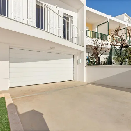 Milnamour, Whole House By The Sea With Parking Nyaraló Hvar Town