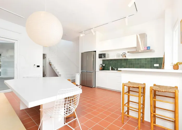 Milnamour, Whole House By The Sea With Parking *