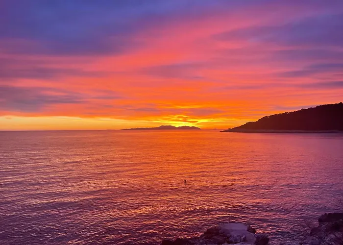 Milnamour, Whole House By The Sea With Parking