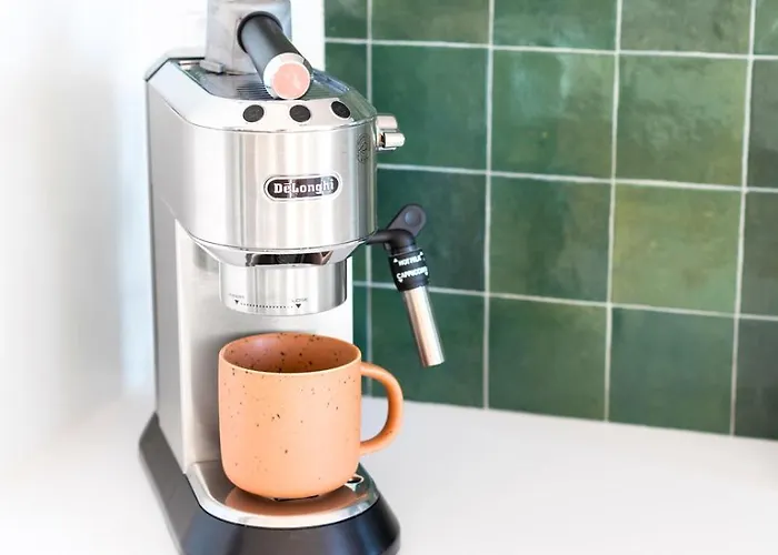 Semesterbostad Milnamour, Whole House By The Sea With Parking *