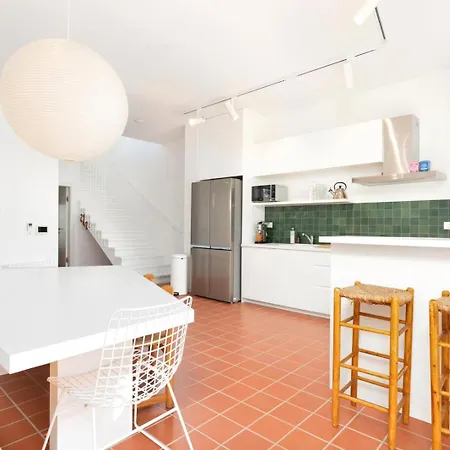 Milnamour, Whole House By The Sea With Parking *