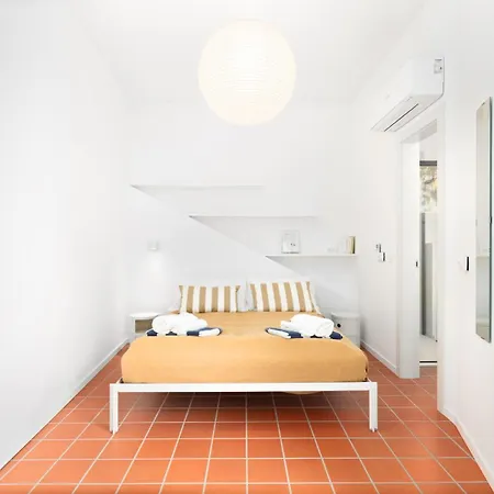 Semesterbostad Milnamour, Whole House By The Sea With Parking Hvar Town